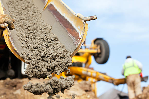 Best Custom Concrete Contractor  in Golden Hills, CA